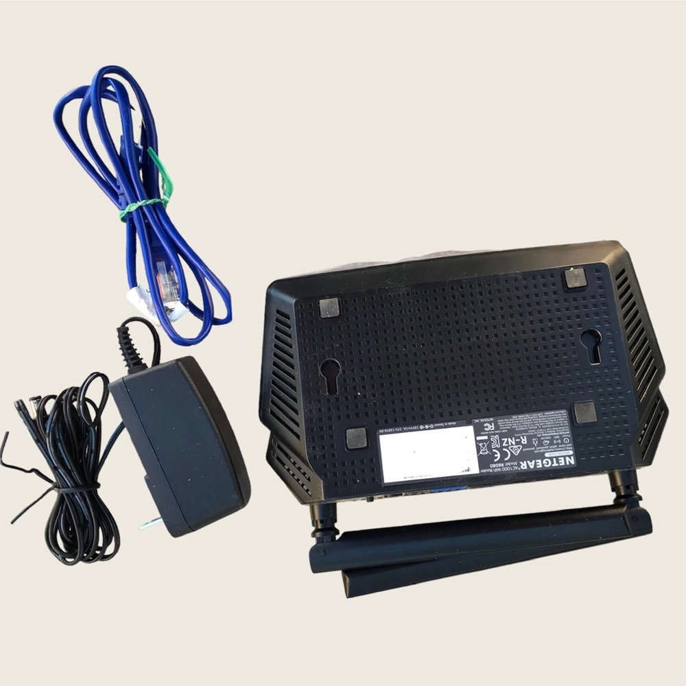 Netgear Router Nighthawk - Picture 2 of 3